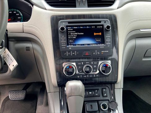 Used 2016 Chevrolet Traverse LTZ image 30