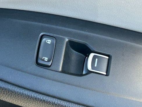 Used 2018 Honda Accord LX image 31