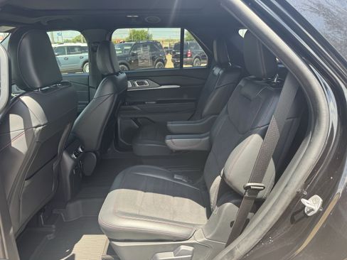 Certified 2025 Ford Explorer ST w/ Sun And Sound Package AWD/4WD image 24