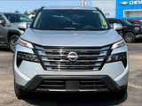 Used 2024 Nissan Rogue SV image 3