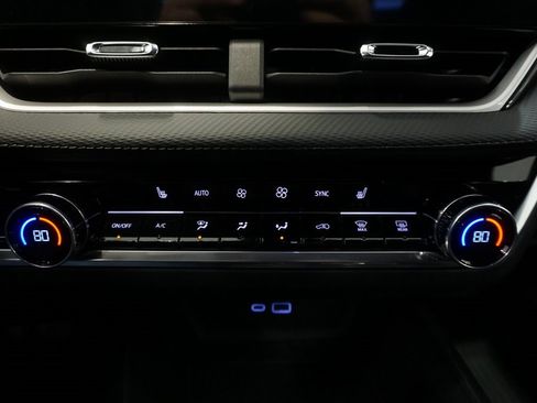 New 2026 Chevrolet Equinox LT image 15