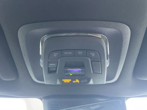 Used 2025 Toyota Crown Platinum image 36