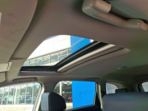 Used 2017 Honda CR-V EX-L image 14