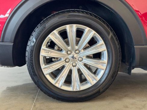 Used 2021 Ford Explorer Limited w/ Equipment Group 301A RWD image 9