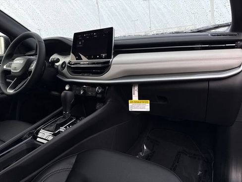New 2026 Jeep Compass Limited AWD/4WD image 25