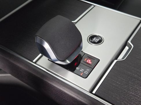 New 2026 Land Rover Range Rover SE AWD/4WD image 31