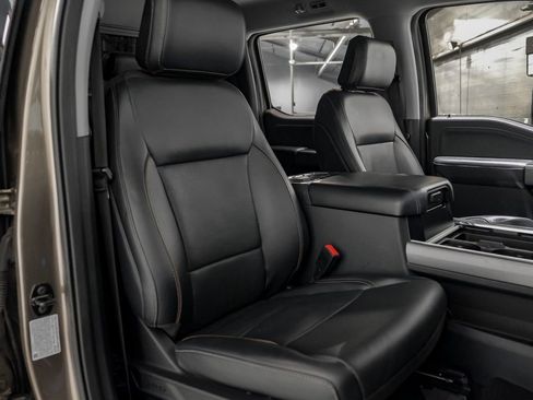 Used 2023 Ford F350 Lariat w/ Sport Appearance Package image 35