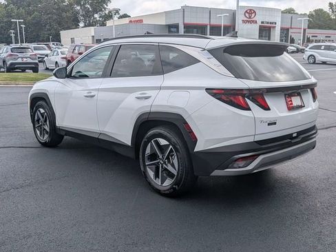 Used 2025 Hyundai Tucson SEL FWD image 4