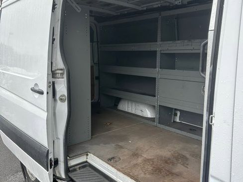 Used 2017 Mercedes-Benz Sprinter 2500 image 25