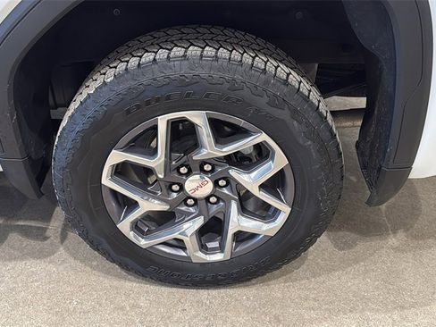 Certified 2025 GMC Sierra 1500 SLT w/ SLT Premium Plus Package image 10