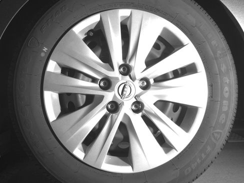 Used 2025 Nissan Sentra S FWD image 14