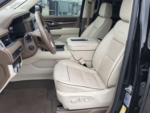 Used 2022 GMC Yukon Denali image 17