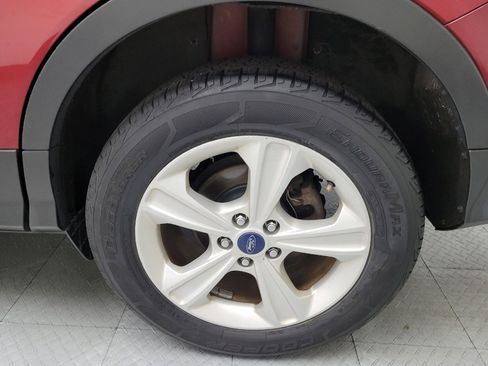 Used 2015 Ford Escape SE image 31
