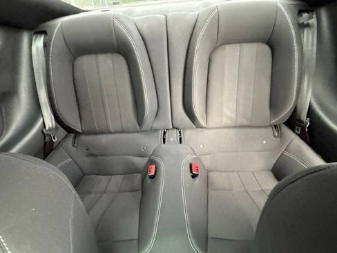 Used 2019 Ford Mustang GT RWD image 32