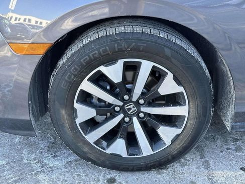 Certified 2025 Honda Odyssey EX-L image 10