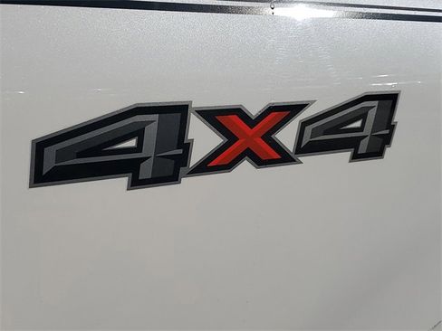 Used 2019 Ford Ranger Lariat w/ Equipment Group 501A Mid image 6