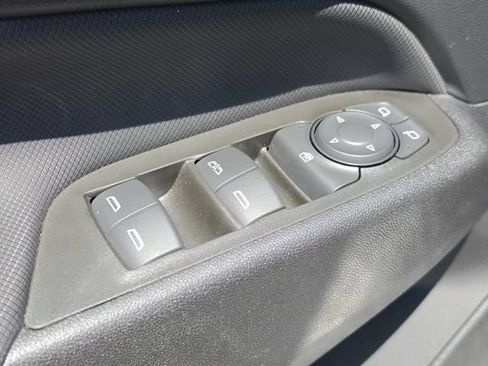Used 2023 Chevrolet Equinox RS w/ RS Leather Package FWD image 20