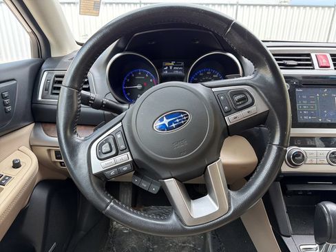 Used 2017 Subaru Outback 2.5i Limited AWD/4WD image 13