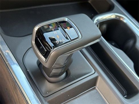 New 2026 GMC Sierra 1500 SLT w/ SLT Premium Plus Package image 13