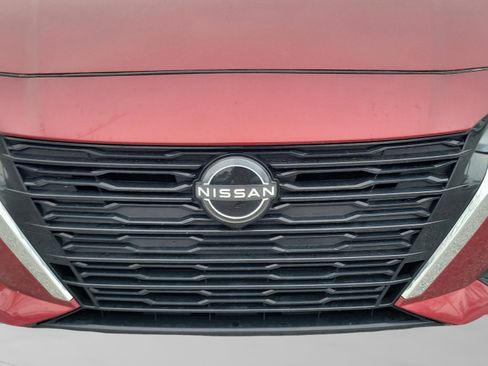 Used 2024 Nissan Altima 2.5 SV image 5