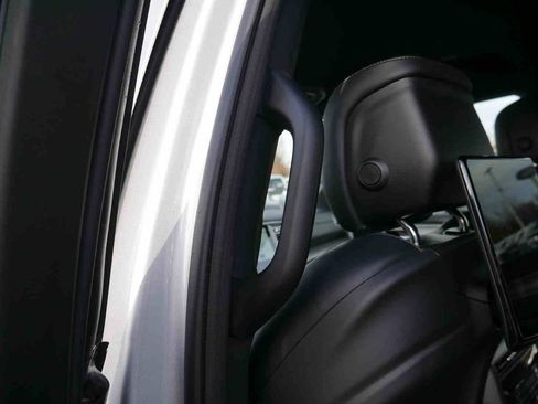 New 2025 Jeep Wagoneer Series II w/ Convenience Group I image 17