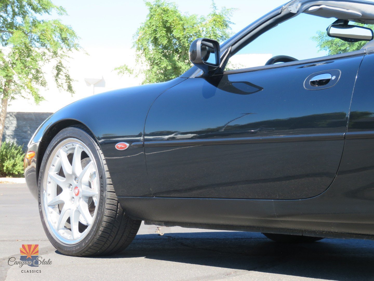 Used 2002 Jaguar XK8 Convertible RWD image 23