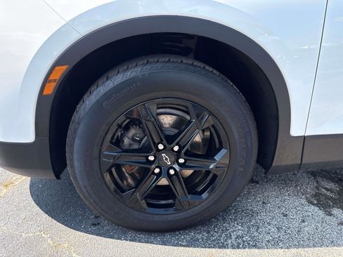 Used 2024 Chevrolet Blazer LT w/ Sound & Technology Package image 9