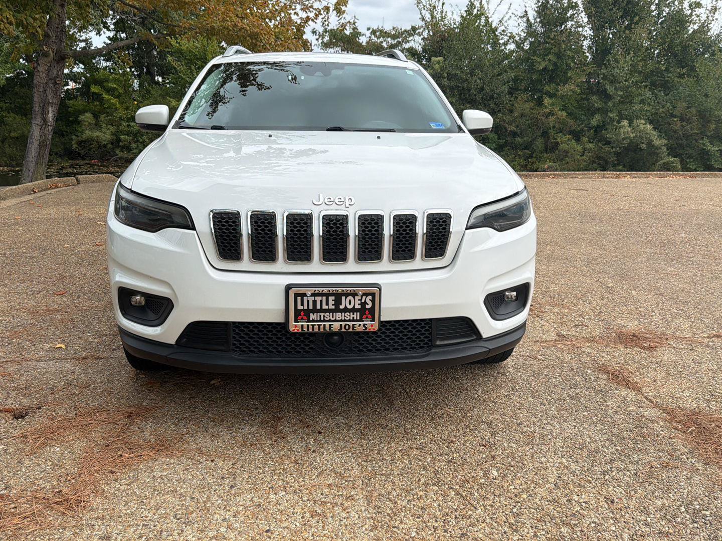 Used 2021 Jeep Cherokee Latitude Plus w/ Sun & Sound Group AWD/4WD image 12