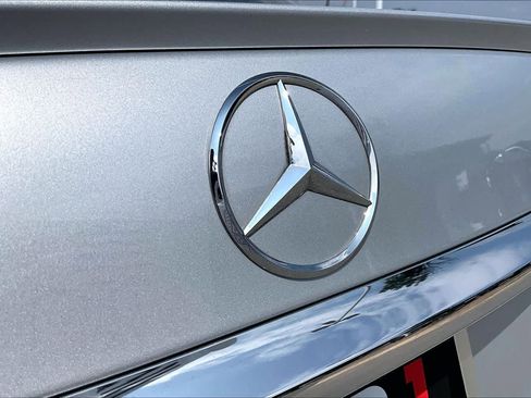 Used 2018 Mercedes-Benz E 63 AMG S image 31