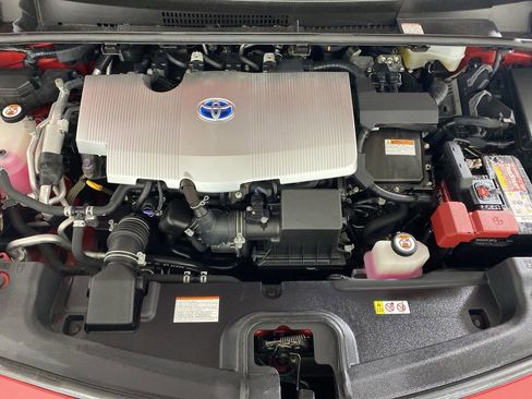Used 2020 Toyota Prius Prime Limited FWD image 33