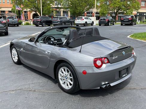 Used 2005 BMW Z4 2.5i RWD image 4