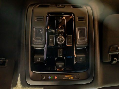 Used 2026 GMC Yukon AT4 Ultimate image 29