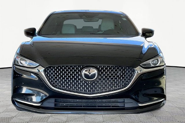Used 2018 MAZDA MAZDA6 Signature FWD image 2