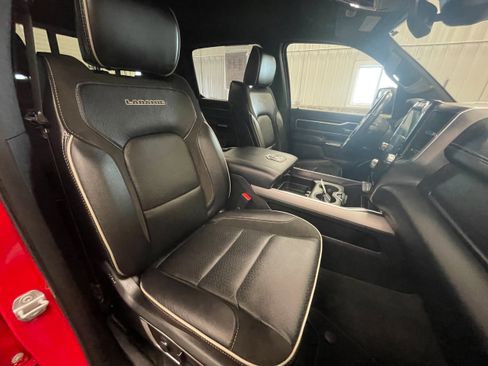 Used 2023 RAM 1500 Laramie AWD/4WD image 34