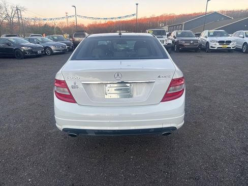 Used 2011 Mercedes-Benz C 300 4MATIC Sedan image 16