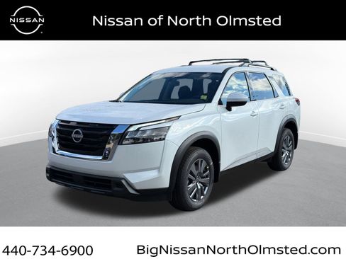 New 2025 Nissan Pathfinder SV image 1