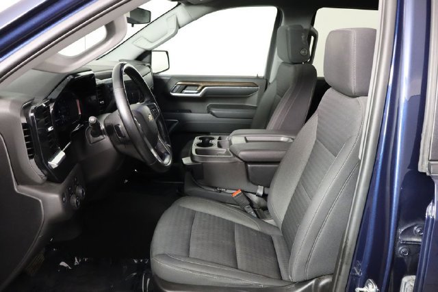 Used 2023 Chevrolet Silverado 1500 LT AWD/4WD image 6