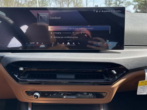 Used 2026 BMW i4 xDrive40i image 28