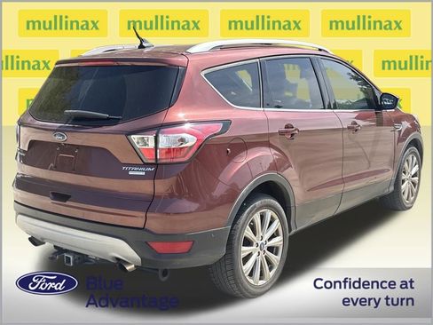 Used 2018 Ford Escape Titanium w/ Ford Safe & Smart Package image 4