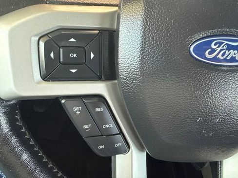 Used 2019 Ford F250 Lariat w/ Chrome Package AWD/4WD image 18