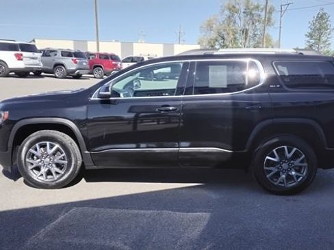Used 2023 GMC Acadia SLT image 7
