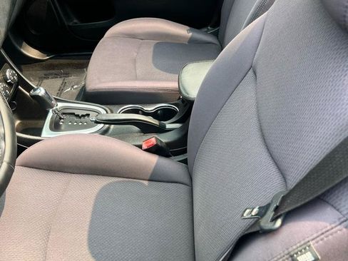 Used 2014 Chrysler 200 Touring FWD image 22