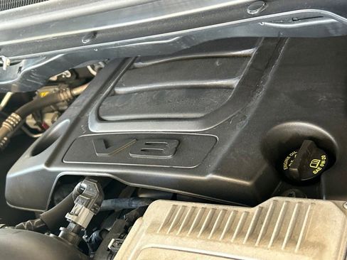 Used 2022 Jeep Wagoneer Series III RWD image 3