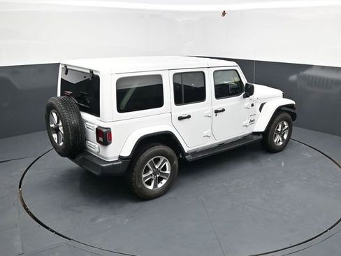 Used 2021 Jeep Wrangler Unlimited Sahara w/ Uconnect 4C Nav & Sound Group AWD/4WD image 53