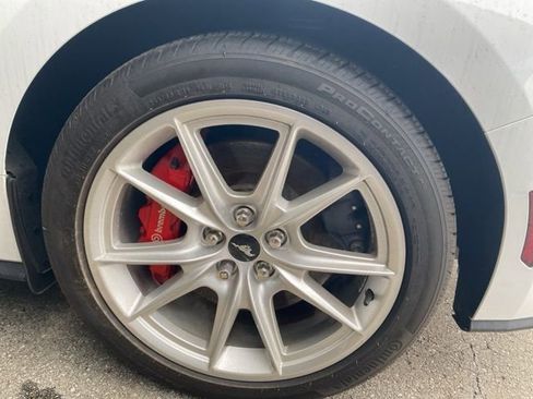 Used 2024 Ford Mustang GT Premium image 6