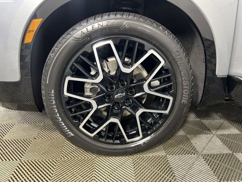 Certified 2023 Chevrolet Blazer RS w/ Driver Confidence II Package image 34