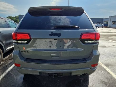 Used 2022 Jeep Grand Cherokee Laredo X AWD/4WD image 7