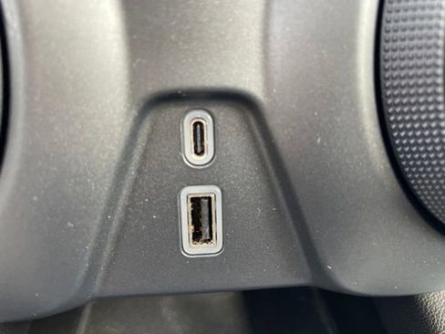 Used 2024 Chevrolet Blazer LT FWD image 24