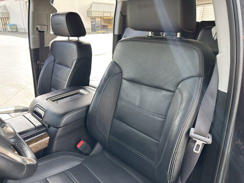 Used 2015 GMC Yukon XL Denali w/ Premium Package AWD/4WD image 23