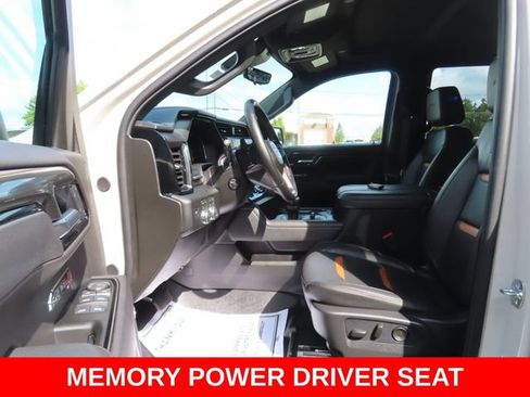 Used 2026 GMC Sierra 1500 AT4 w/ Technology Package AWD/4WD image 19